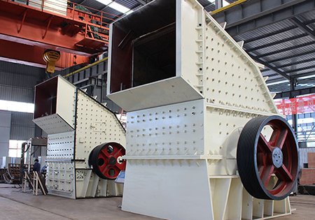 山東重錘破碎機